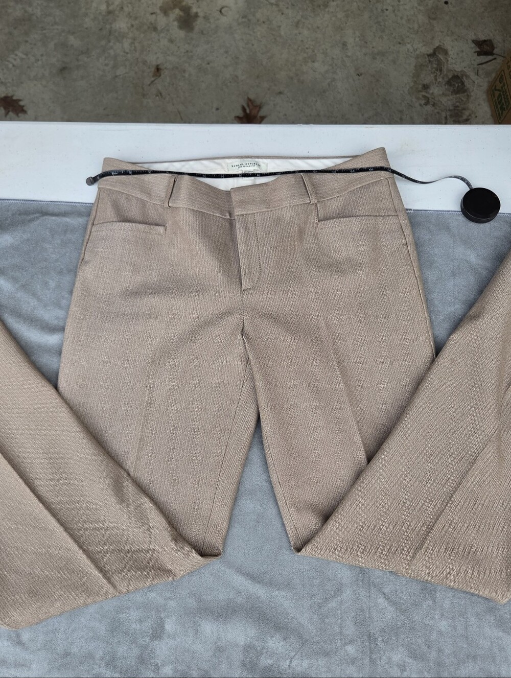 Bannana Republic Sloan Fit Tan Women's Tailored Pants Sz. 10 Stretch - Picture 1 of 6